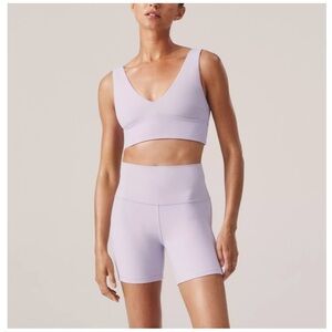 LULULEMON lilac purple 6” Align shorts, size 4